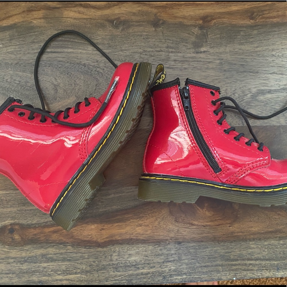 Dr. Martens toddler 1460 patent leather lace up boots